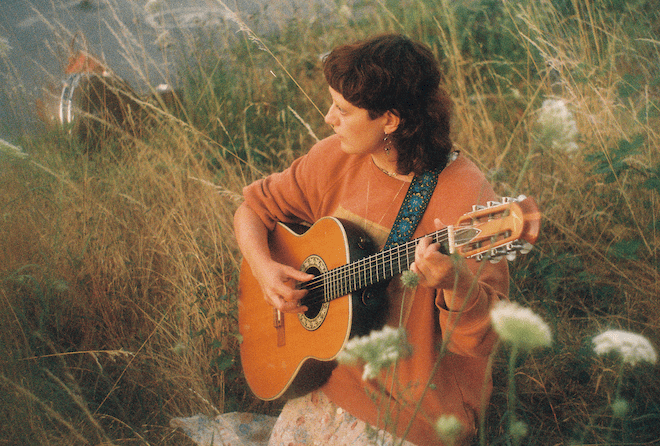 Portrait of Elbow Kiss